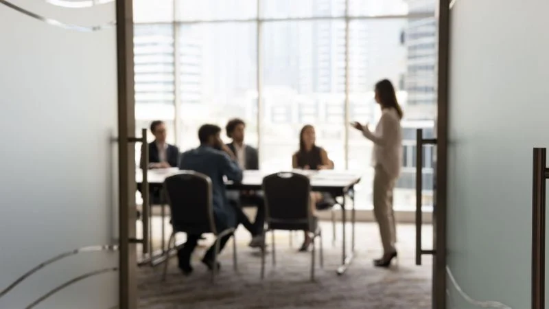 El dia que la empresa dejó de tener exterior (imagen)